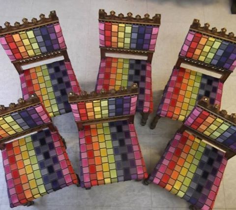 Chaises Henri II rénnovées par le tapissier Atelier Hildegarde à Bourbon-Lancy
